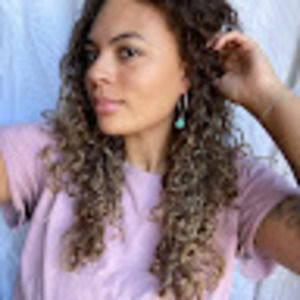 Meet your Posher, Brittney